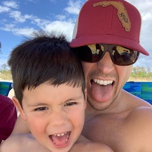 Meet your Posher, Manuel